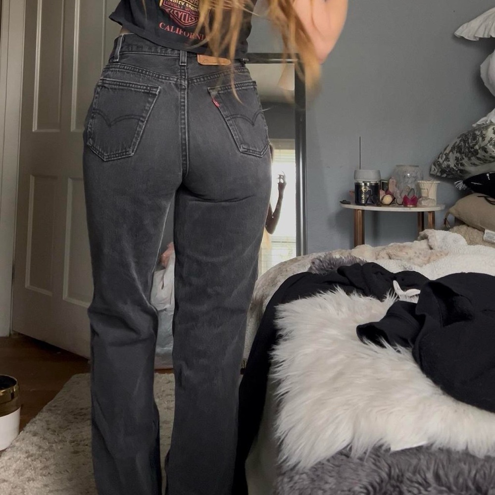 Super Rare Vintage Levi’s 501 Jeans - Student Fit Black Wash
